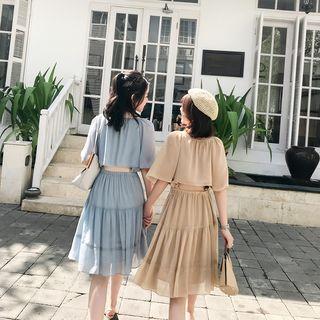 Square-neck Elbow-sleeve A-line Dress