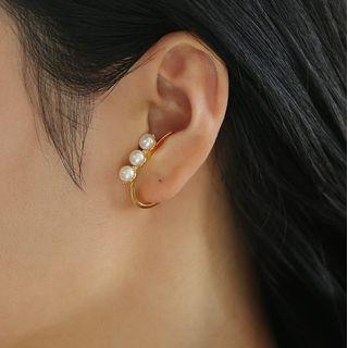 Faux Pearl Alloy Earring 1 Pc - Gold & White - One Size