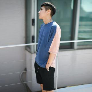 Elbow-sleeve Two Tone Panel T-shirt