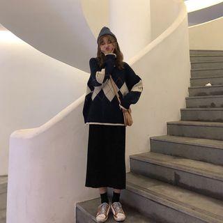 Argyle Oversize Sweater / Midi Straight-fit Skirt / Set