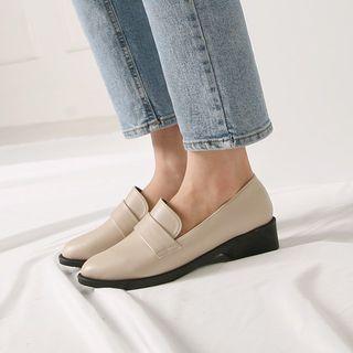Round-neck Low-heel Loafers