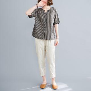 Set: Striped Short-sleeve Blouse + Cropped Straight-fit Pants