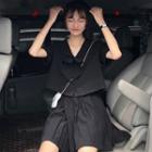 Short-sleeve Bow Tie Cropped Shirt / Pleated A-line Skirt