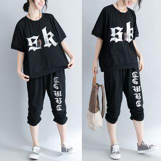 Set: Short-sleeve Lettering T-shirt + Cropped Harem Pants Black - One Size