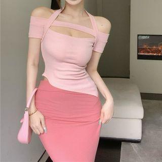 Cols-shoulder Cutout T-shirt / Midi Mermaid Skirt