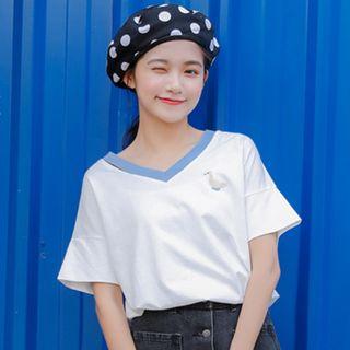 V-neck Embroidered Short-sleeve T-shirt White - One Size