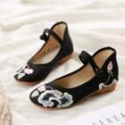 Embroidered Block Heel Mary Jane Shoes