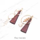 Non-matching Wool Triangle Alloy Leaf Dangle Earring