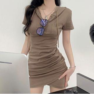 Short-sleeve Plain Slim Fit Hooded Dress