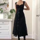 Sleeveless Sweetheart Neckline Lace Midi Dress