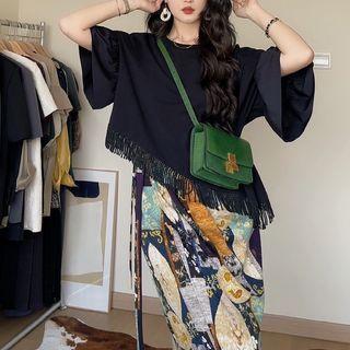 Flared-sleeve Fringed Hem T-shirt