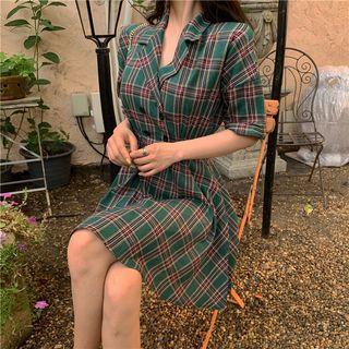 Plaid Short-sleeve A-line Dress Green - One Size