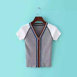 Short-sleeve Rainbow Trim Zipped Knit Top