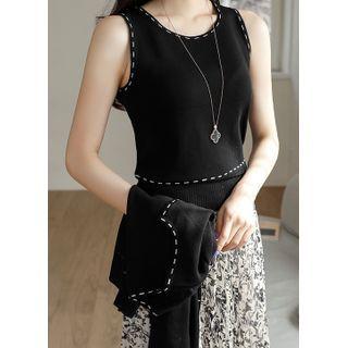 Sleeveless Stitched Knit Top