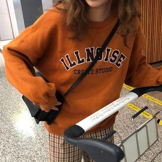 Letter Sweatshirt / Plaid Pants