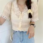 Lace Trim Short-sleeve Cropped Crinkle Blouse As Shown In Figure - One Size