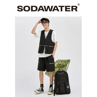 Lettering Buckled Vest / Belted Shorts