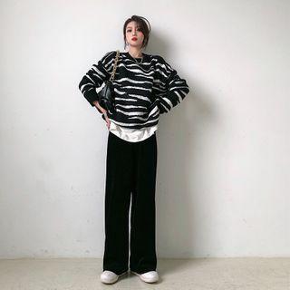 Zebra Print Sweater / Wide Leg Pants