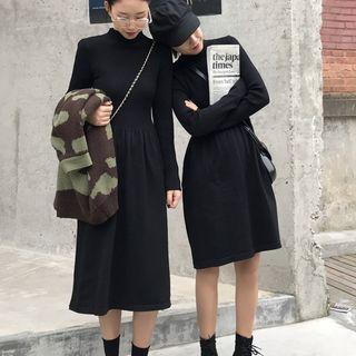 Long-sleeve Mock Turtleneck Mini Knit Dress / Midi Dress