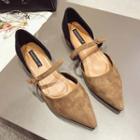 Two-tone Low Heel Pointed Pumps