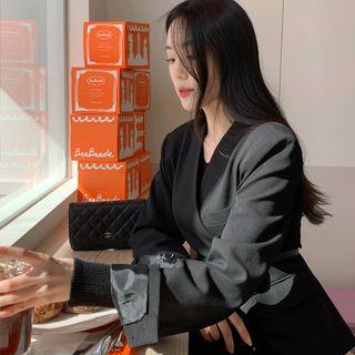 Lapelless Open-front Blazer