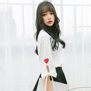 Elbow-sleeve Heart Embroidery T-shirt / Mini Skirt