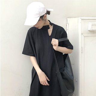 Ring-accent Loose-fit Short-sleeve Dress