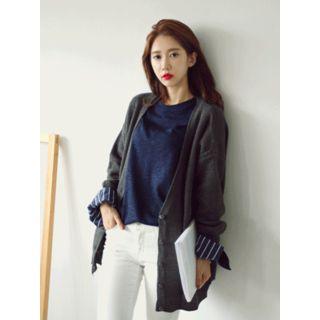V-neck Dip-back Buttoned Cardigan
