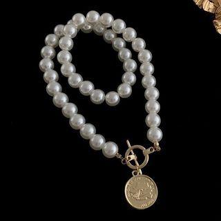 Coin Pendant Faux Pearl Choker Pearl - One Size