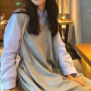 Plain Shirt / V-neck Vest