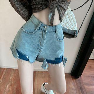 Leopard Print Long-sleeve T-shirt / Distressed Denim Hot Pants