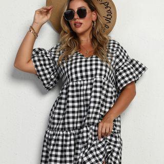 Plus Size Short-sleeve Gingham Smock Dress