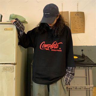 Short-sleeve Letter Printed T-shirt / Long-sleeve Plaid Shirt / High-waist Cargo Pants