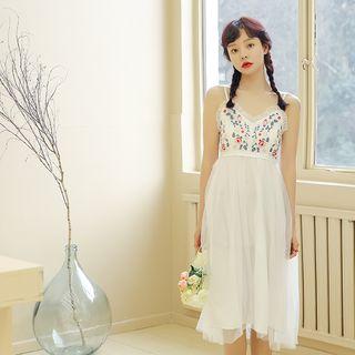 Embroiderer Strappy A-line Midi Dress