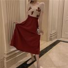 Short-sleeve Floral Embroidered Cropped Knit Top / Midi A-line Skirt