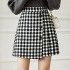 High-waist Plaid A-line Asymmetrical Skirt
