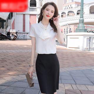 Plain Short-sleeve Blouse / Dress Pants / Pencil Skirt / Set