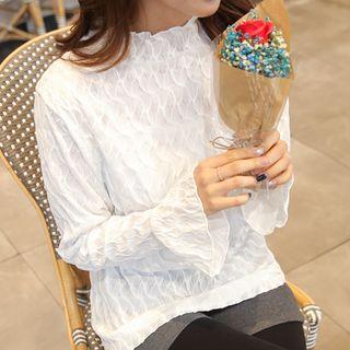 Ruffle-cuff Lace Blouse