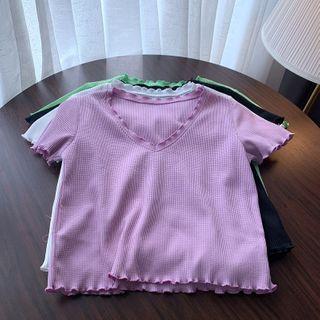 Lettuce Edge Short-sleeve V-neck T-shirt