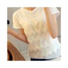 Round-neck Lace-layered T-shirt