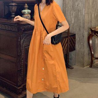 V-neck Pocketed Short-sleeve Plain Dress