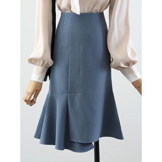Tie-neck Blouse / Ruffle Hem Pencil Skirt