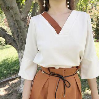 V-neck Elbow-sleeve Top / Wide Leg Shorts