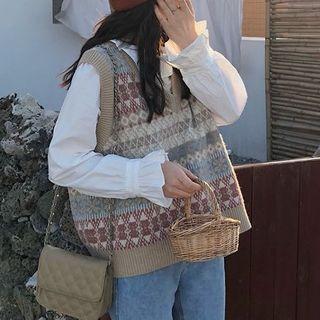Patterned V-neck Knit Vest / Ruffle Trim Blouse