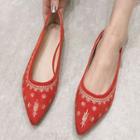 Embroidered Pointy-toe Flats