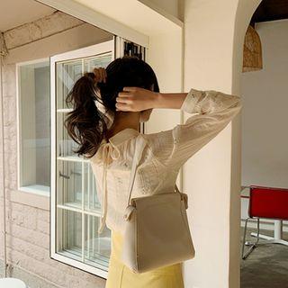 Tie-back Flower-embroidered Blouse