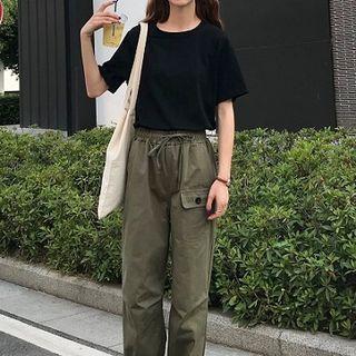 Plain Crewneck Short-sleeve T-shirt/elasticized Waist Lace-up Cropped Pants