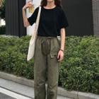 Plain Crewneck Short-sleeve T-shirt/elasticized Waist Lace-up Cropped Pants