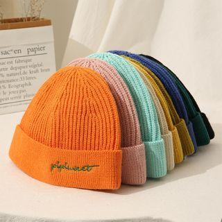 Embroidered Lettering Knitted Beanie