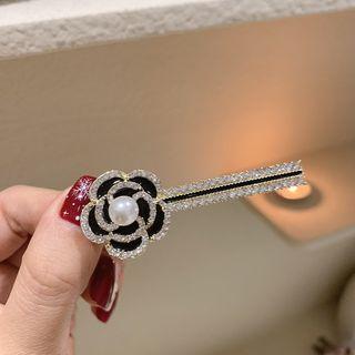 Flower Rhinestone Faux Pearl Hair Clip 1 Pc - Floral - Black & White - One Size